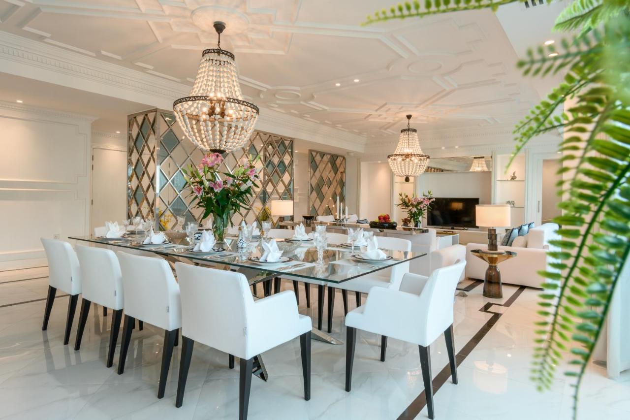 Centara West Bay Hotel & Residences Ντόχα Εξωτερικό φωτογραφία A dining room
